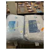 2ct Jumbo Bed Pillow