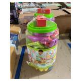 2 ct. Foam building blocks