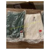 2ct Hanes T-shirts Sz L