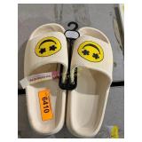 Slip on shoes sz 7-8