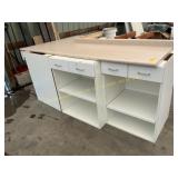 Kitchen cabinet
