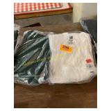 2ct Hanes T-shirts Sz L