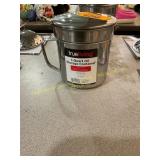 1qt oil storage container