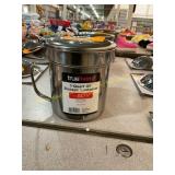 1qt oil storage container