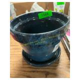 Border Concepts Ceramic Planter with Saucer B