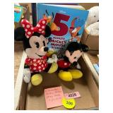5 min Mickey Mouse Story Book + Plushies