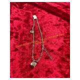 Ladies Hanging Heart Ankle Bracelet