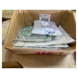 Assorted party supplies & decor