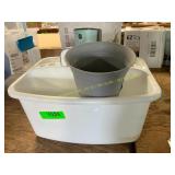 Cleaning Caddy & Plastic Flower Pot