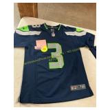 Youth Medium Seattle Seahawks R. Wilson #3 Jersey