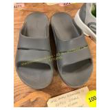 Mens(8) Womens(10) OOFOS OOahh Slides