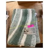 Mineral Springs Cotton Swirl Bath Mat