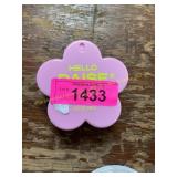 Hello Daise Body Mist & Fake Nails