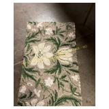 Hooked Accent Rug 22x38