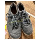 Womens Keds Size 7.5 Jersey Sneakers