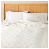 Full / Queen - Hearth & Hand Magnolia Quilt: Cream