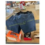 Sz: small - Maternity Jeans