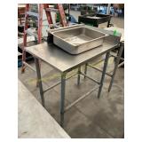 24 in stainless steel table