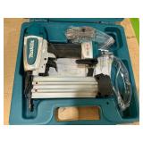 Makita Brad nailer