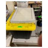 1ct tote with lid, 2 ct tote lids