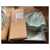 Bottle kilt, hardware