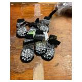 6ct grey and black dog socks