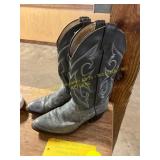 Abilene Size 8.5 EE Leather Cowboy Boots