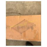 Resident queen platform bed