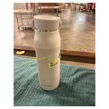 Embark 32oz Tumbler with Handle