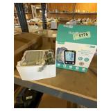 Electronic blood pressure monitor