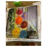 20  Wrinkled Paper W/ Large Flowers & Wig