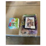 5in x 7in picture frame+misc