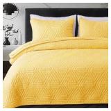 Whale Flotilla Queen Quilt Set, 3-Pc, Yellow