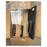 Flip-up half tray for wheelchair