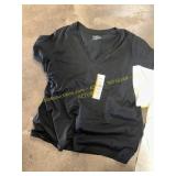 2ct Tshirts Sz L