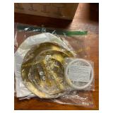 Decor plate tray and mirror light