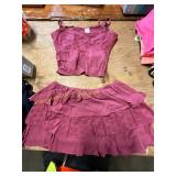 Top size L skirt size L
