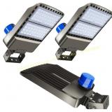 200W LED Parking Lot Light 5500K IP65 3 Pack