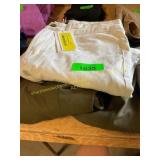 Size 8 white pants & green M blazer