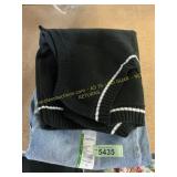 Time and Tru Women's Jeans 30' Inseam, Mens V-Neck