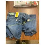 2ct Sz 6 Jean shorts