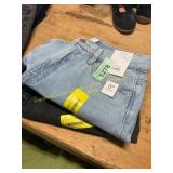 Sz 6 Blue and black shorts