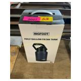Big foot half gallon drink tank