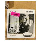 Jones gold trim salad plates