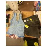 Size XL tank size 14 jean shorts