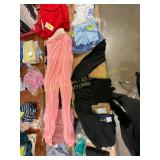 Size 3 shorts size L leggings size M top