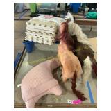 Foam flooring, toy horses, arm pillow