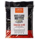 Traeger Signature Blend Wood Pellets (18 lb)