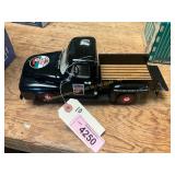 Texaco Sky Chief Model Truck