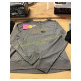 M? Womens UA Crewneck Performance Top